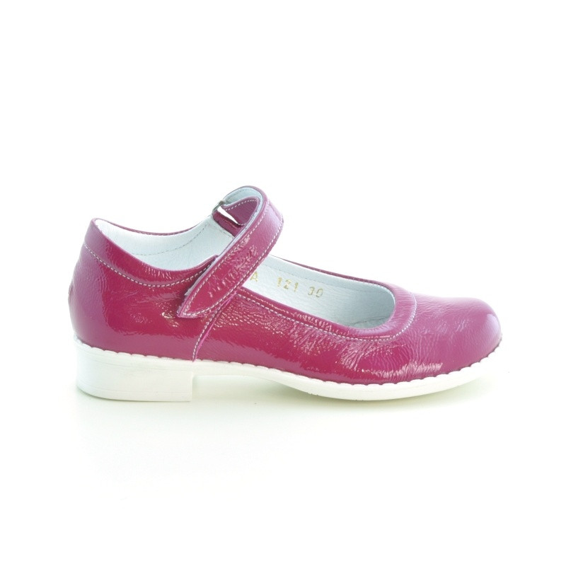 Children shoes 121 patent pink