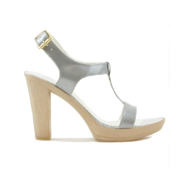 Women sandals 5018 patent silver