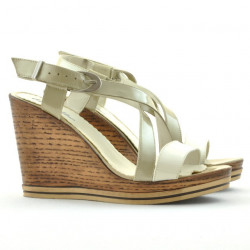 Women sandals 5016 patent beige combined