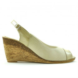 Women sandals 5019 patent beige combined