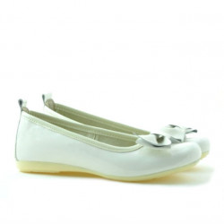 Children shoes 141 patent beige