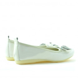 Children shoes 141 patent beige
