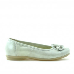 Children shoes 129 patent beige