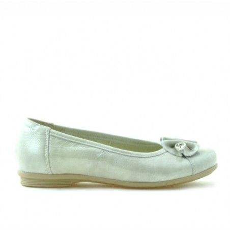 Children shoes 129 patent beige