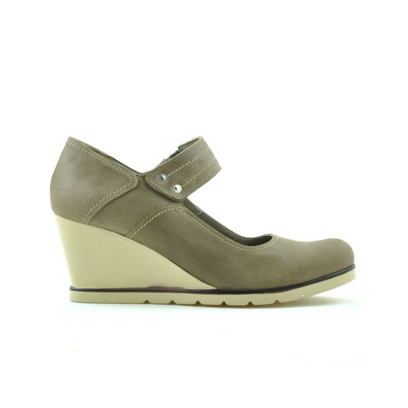 Women casual shoes 199 cappuccino