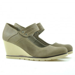 Women casual shoes 199 cappuccino
