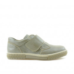 Small children shoes 50c sand
