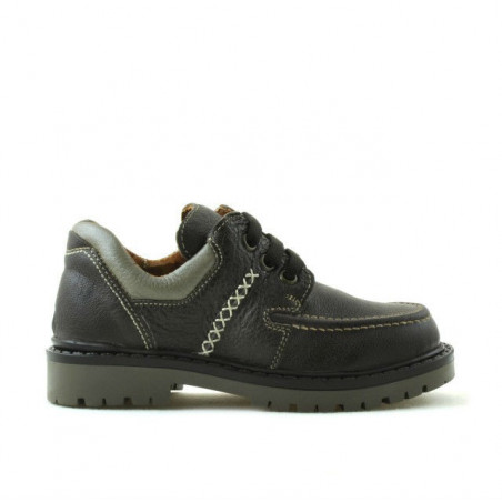 Small children shoes 13c cafe