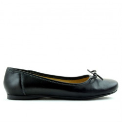 Women dancers 184 black