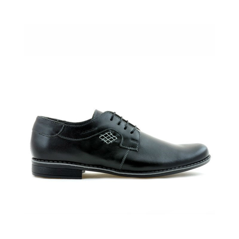Teenagers stylish, elegant shoes 390 black
