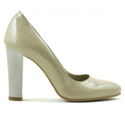 Women stylish, elegant shoes 1214 patent beige
