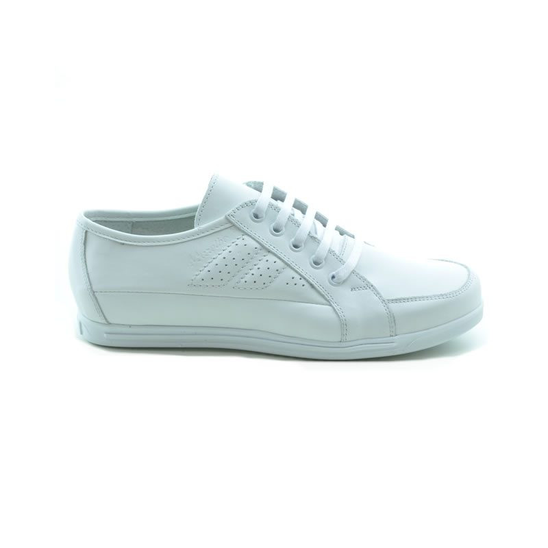 Women sport shoes 697 white