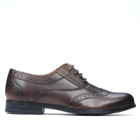Teenagers stylish, elegant shoes 393 a brown