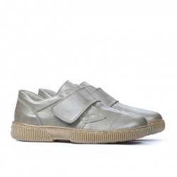 Children shoes 140 sand