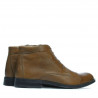 Men boots 473 a cafe