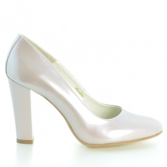 Women stylish, elegant shoes 1214 patent beige pearl