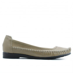 Women dancers 190 sand