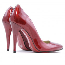 Women stylish, elegant shoes 1241 patent bordo