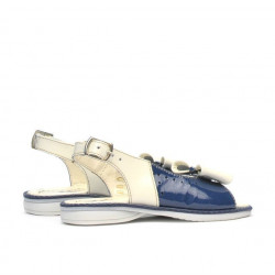 Small children sandals 58c patent indigo+beige
