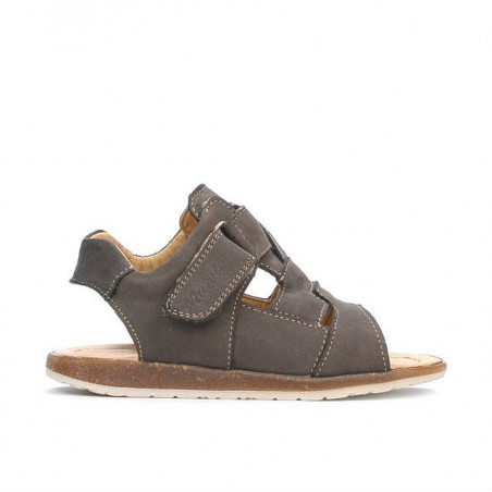 Small children sandals 59c bufo sand