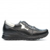 Women sport shoes 680 black combined