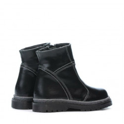 Small children boots 35c black