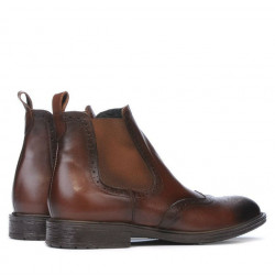Men boots 493 a cafe