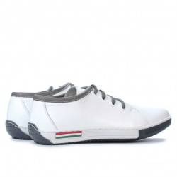 Teenagers stylish, elegant shoes 309 white