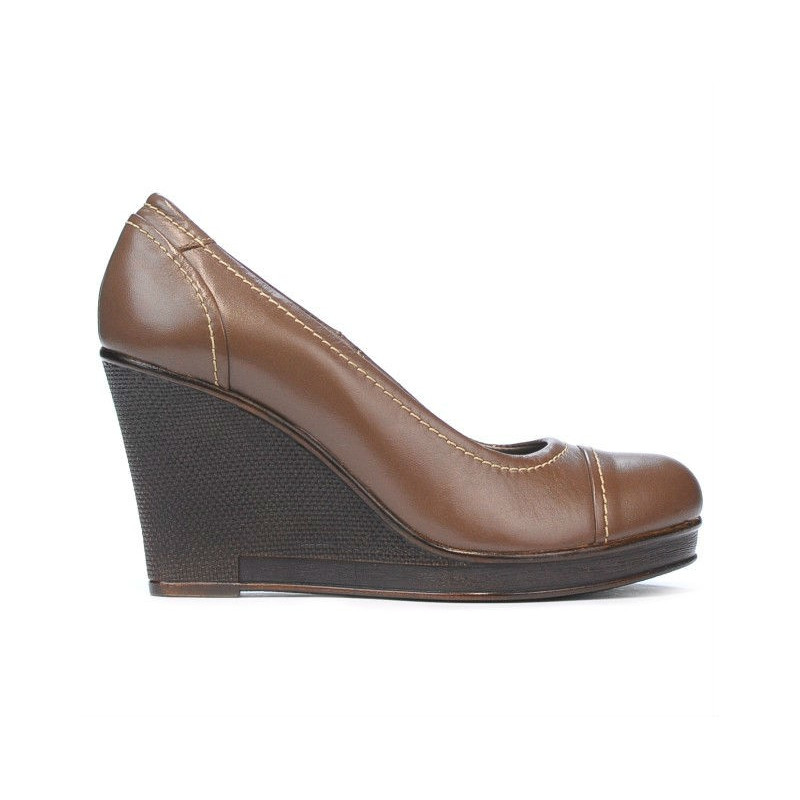 Women casual shoes 177 cappuccino