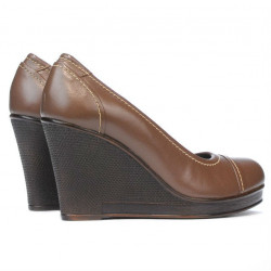 Women casual shoes 177 cappuccino