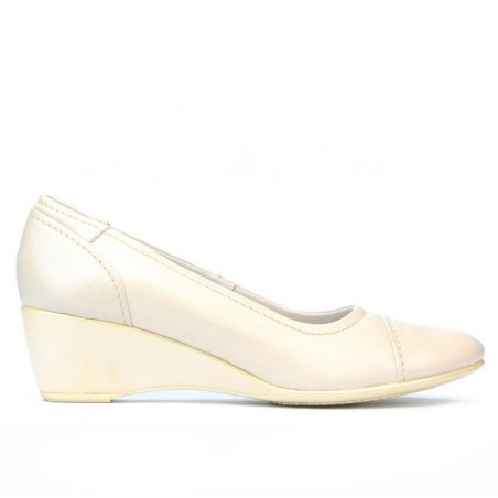 Women casual shoes 193 beige