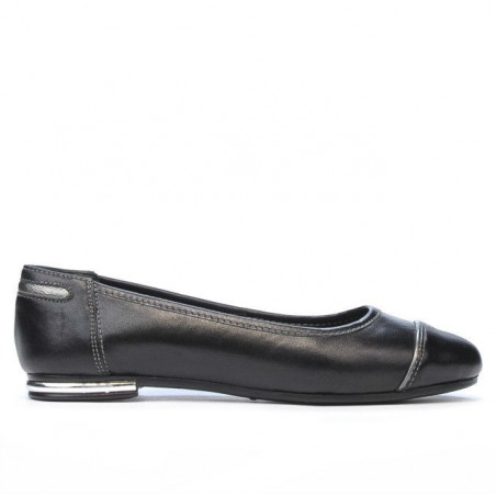 Women dancers 631 black