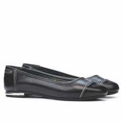 Women dancers 631 black