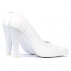 Women stylish, elegant shoes 1090 white