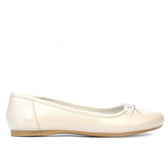 Women dancers 184 beige