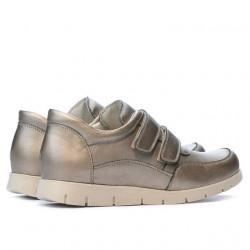 Women sport shoes 681 golden 