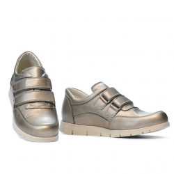 Women sport shoes 681 golden 