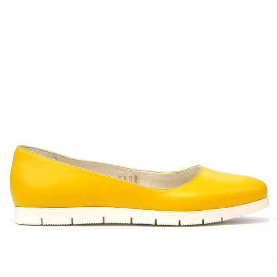 Women dancers 677-1 yellow