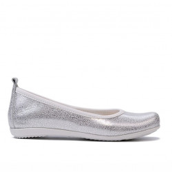Children shoes 100 white pearl