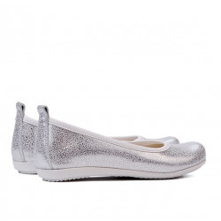 Children shoes 100 white pearl