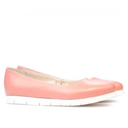 Women dancers 677-1 rosa