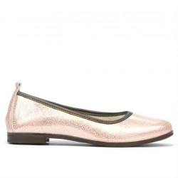 Women dancers 687 pudra pearl