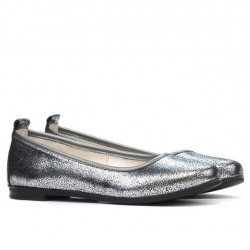 Women dancers 687 silver pearl