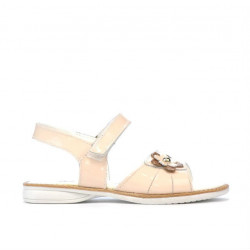 Small children sandals 55c patent nude