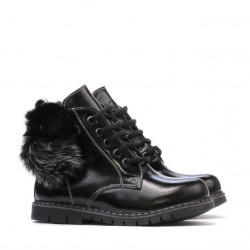 Small children boots 38c patent black