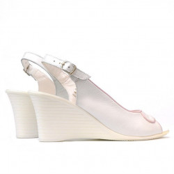 Women sandals 596 white pearl