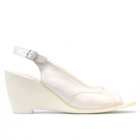 Women sandals 599 white pearl