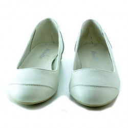 Women dancers 162 beige