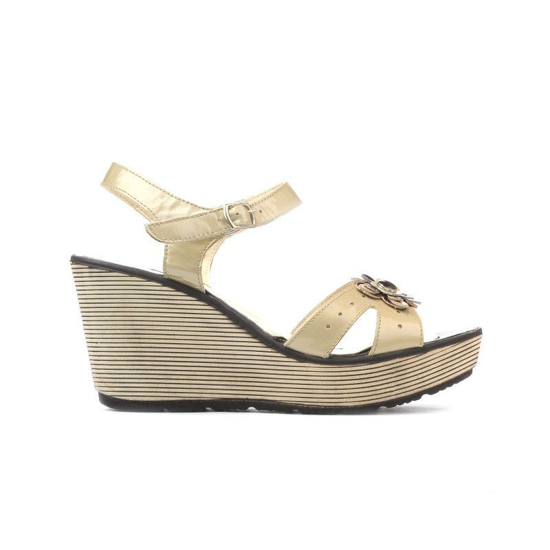 Women sandals 5006 patent beige