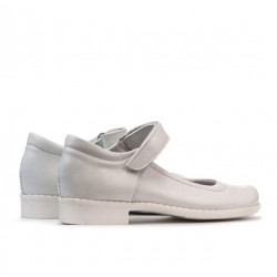 Children shoes 121 patent white